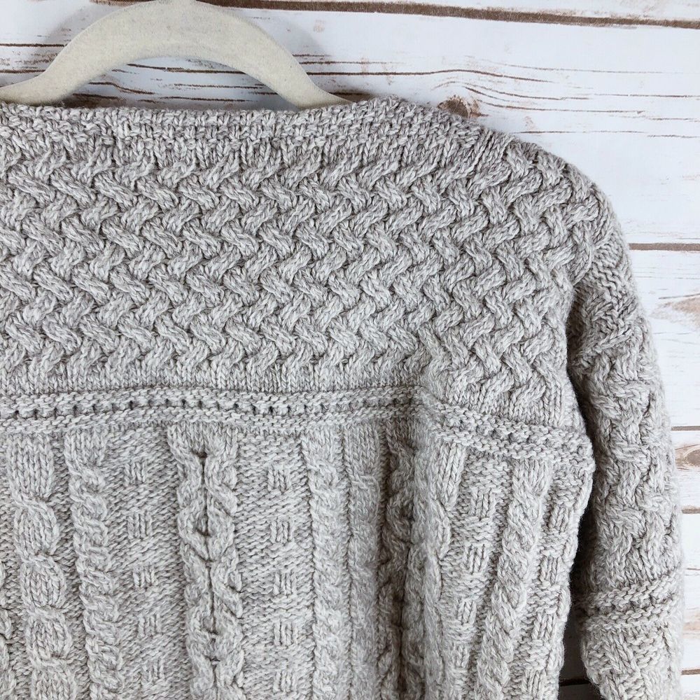 Inis Crafts Ireland Sweater Size M Merino Wool - Picture 7 of 8